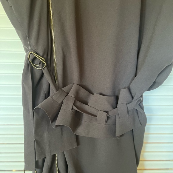 Asymmetrical zip dress by ACNE with detachable belt. Brown/grey size 38. - Picture 4 of 9